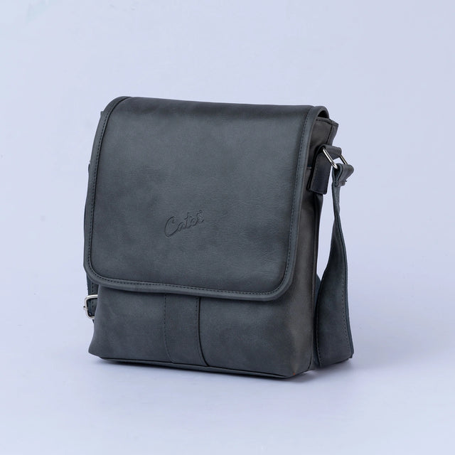 Cater Medium Sling Bag – Covered Flap | 2L