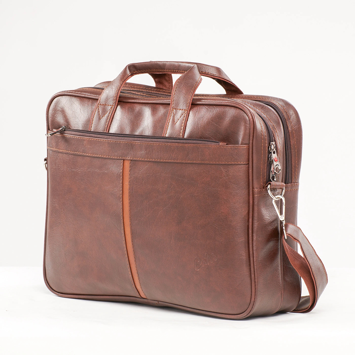 Cater Grace Plus Laptop Messenger Bag | 16L