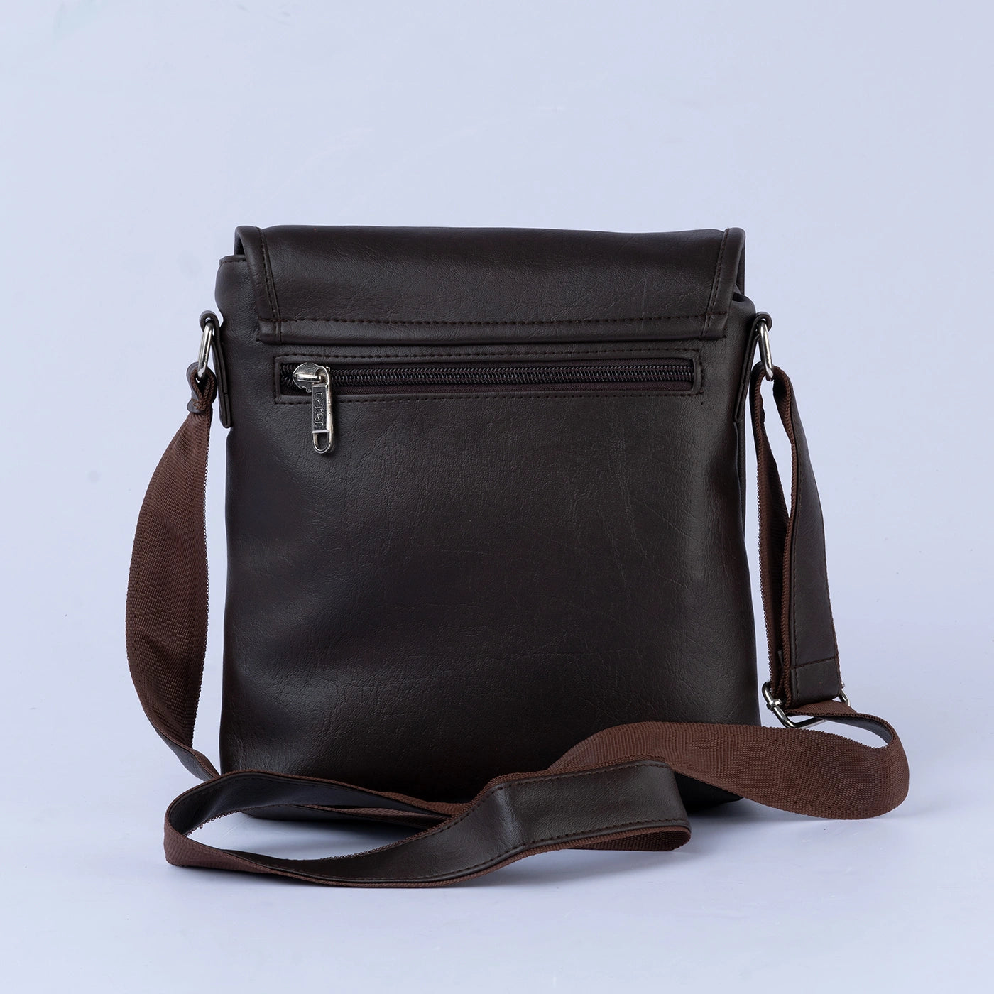 Cater Medium Sling Bag – Covered Flap | 2L