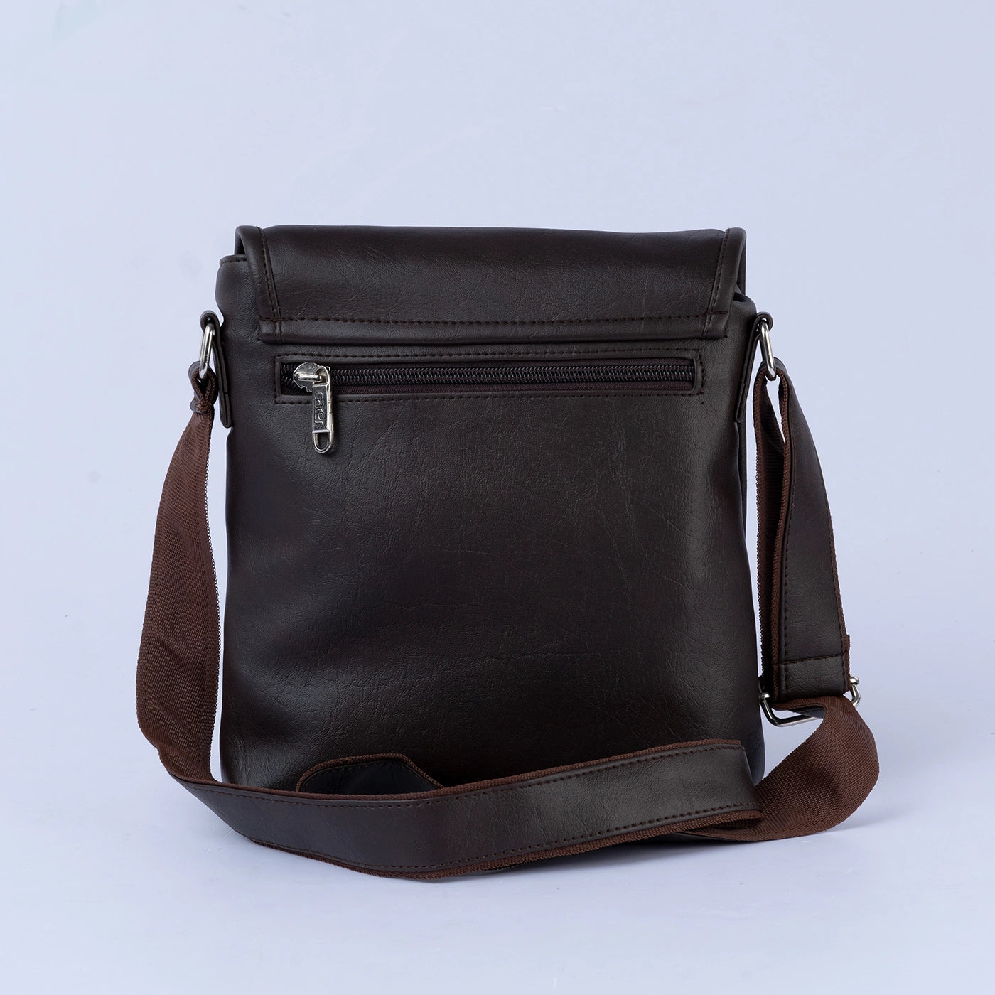 Cater Medium Sling Bag – Covered Flap | 2L